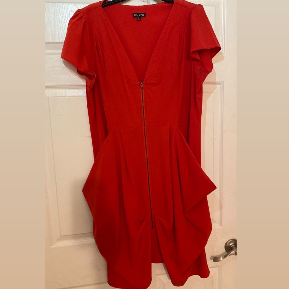 City Chic Plus Sise Dress- Res in M (18)
